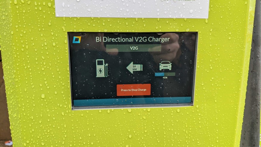 Nuvve's DC V2G charging station performing bidirectional charging