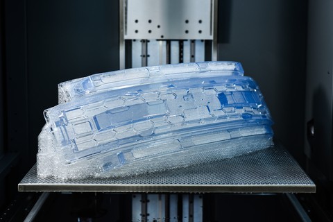 Covestro's additive manufacturing business includes one of the world's most recognized and trusted brands in photopolymers - Somos. The automotive grill shown here on a Stratasys Neo800 stereolithography system was 3D-printed with clear Somos WaterShed CX 11122. (Photo: Business Wire)