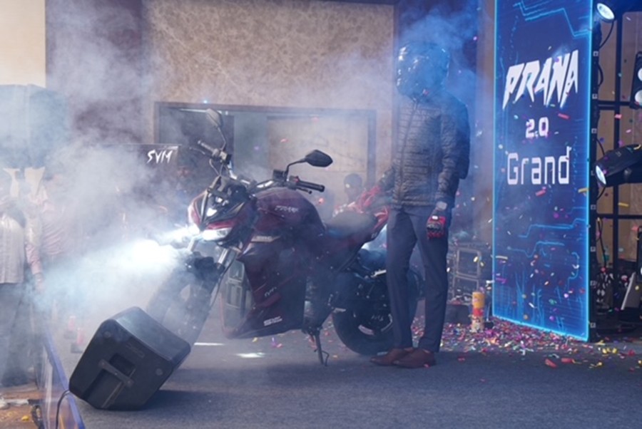 Launch of the PRANA 2.0 electric motorcycle in Chennai, India.