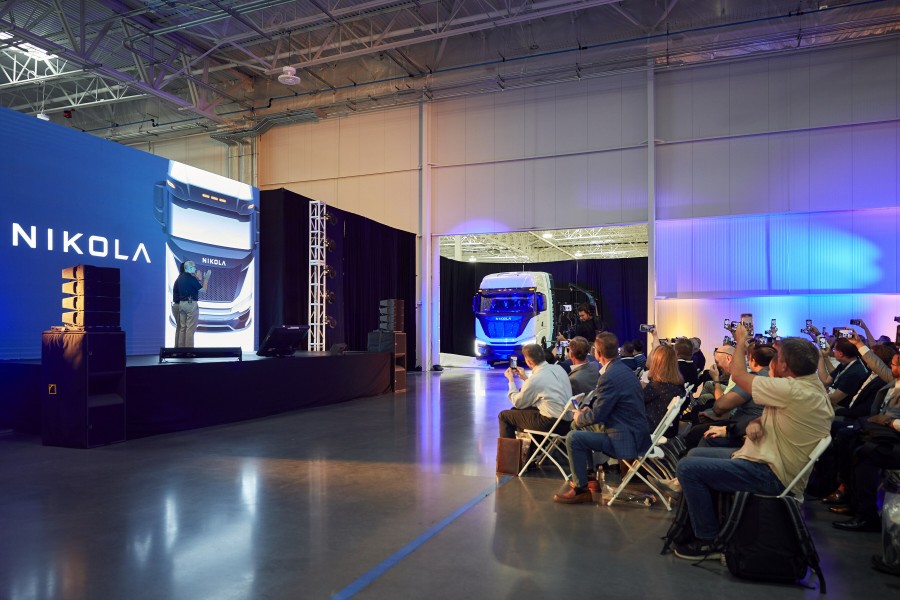 Nikola hydrogen fuel cell electric vehicle commercial launch